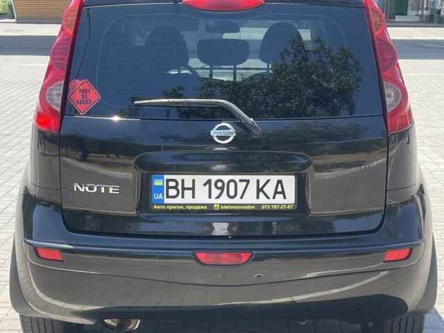 Черный Ниссан Ноут, объемом двигателя 1.6 л и пробегом 175 тыс. км за 5700 $, фото 5 на Automoto.ua