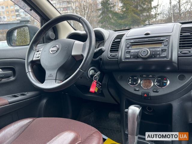 Черный Ниссан Ноут, объемом двигателя 1.6 л и пробегом 209 тыс. км за 5800 $, фото 14 на Automoto.ua