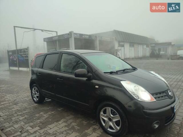 Черный Ниссан Ноут, объемом двигателя 1.39 л и пробегом 210 тыс. км за 4450 $, фото 3 на Automoto.ua