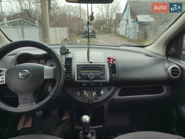 Черный Ниссан Ноут, объемом двигателя 1.39 л и пробегом 210 тыс. км за 4450 $, фото 7 на Automoto.ua