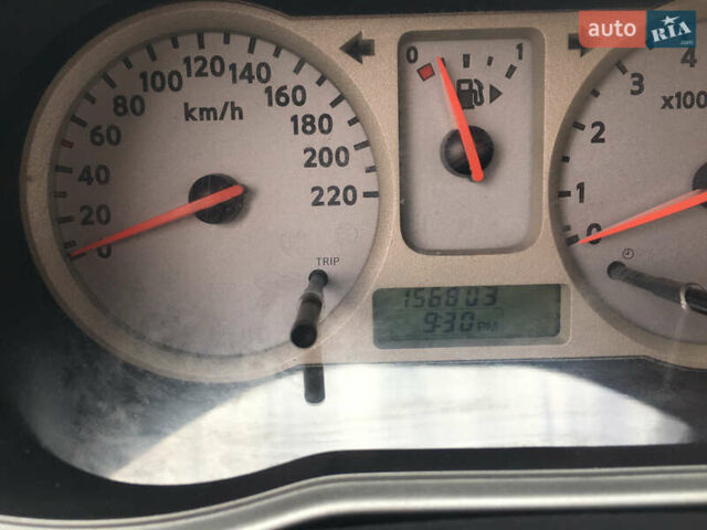 Чорний Ніссан Ноут, об'ємом двигуна 1.6 л та пробігом 157 тис. км за 5600 $, фото 11 на Automoto.ua