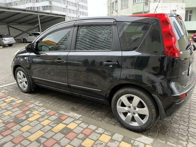 Чорний Ніссан Ноут, об'ємом двигуна 1.6 л та пробігом 230 тис. км за 6300 $, фото 3 на Automoto.ua