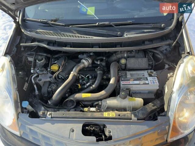 Чорний Ніссан Ноут, об'ємом двигуна 1.5 л та пробігом 126 тис. км за 6000 $, фото 11 на Automoto.ua