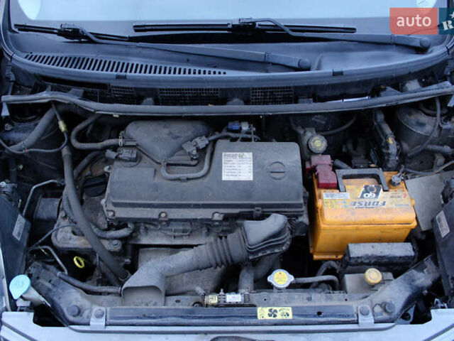 Чорний Ніссан Ноут, об'ємом двигуна 1.4 л та пробігом 190 тис. км за 4500 $, фото 19 на Automoto.ua