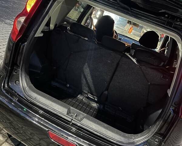 Чорний Ніссан Ноут, об'ємом двигуна 1.4 л та пробігом 230 тис. км за 4900 $, фото 7 на Automoto.ua