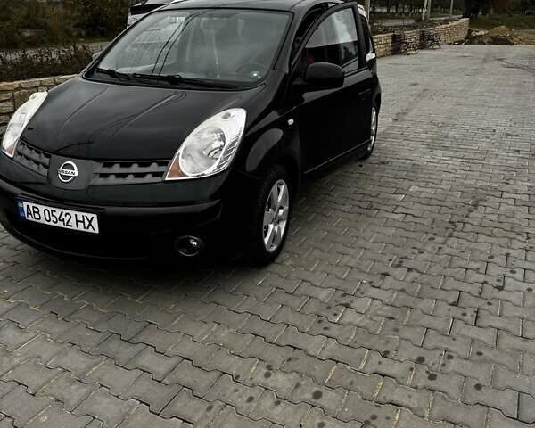 Черный Ниссан Ноут, объемом двигателя 1.39 л и пробегом 156 тыс. км за 5100 $, фото 2 на Automoto.ua