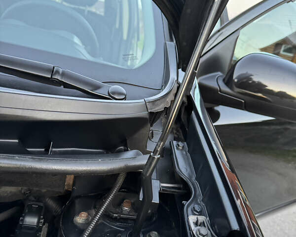 Чорний Ніссан Ноут, об'ємом двигуна 1.4 л та пробігом 173 тис. км за 5700 $, фото 45 на Automoto.ua