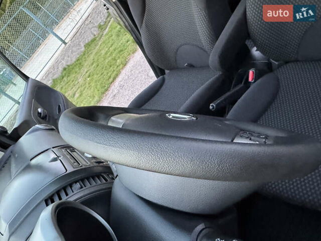 Чорний Ніссан Ноут, об'ємом двигуна 1.4 л та пробігом 173 тис. км за 5700 $, фото 26 на Automoto.ua