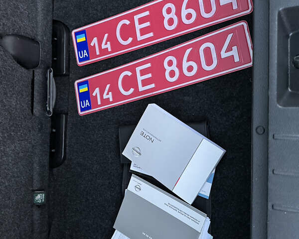 Чорний Ніссан Ноут, об'ємом двигуна 1.4 л та пробігом 173 тис. км за 5700 $, фото 33 на Automoto.ua