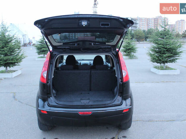 Чорний Ніссан Ноут, об'ємом двигуна 1.4 л та пробігом 190 тис. км за 4500 $, фото 7 на Automoto.ua