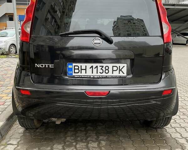Чорний Ніссан Ноут, об'ємом двигуна 1.6 л та пробігом 230 тис. км за 6300 $, фото 2 на Automoto.ua