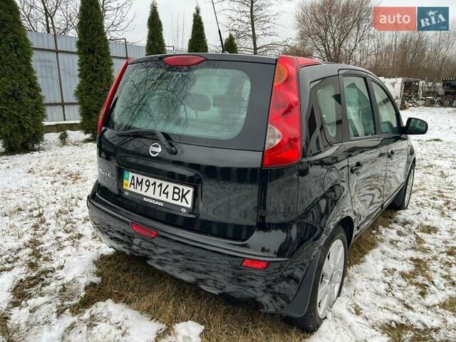 Черный Ниссан Ноут, объемом двигателя 1.6 л и пробегом 143 тыс. км за 6499 $, фото 2 на Automoto.ua