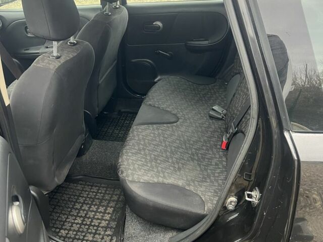 Черный Ниссан Ноут, объемом двигателя 1.4 л и пробегом 167 тыс. км за 4800 $, фото 6 на Automoto.ua