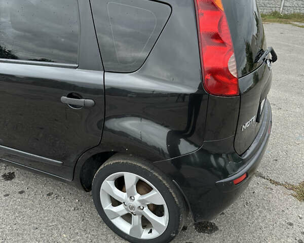 Чорний Ніссан Ноут, об'ємом двигуна 1.39 л та пробігом 270 тис. км за 3950 $, фото 2 на Automoto.ua