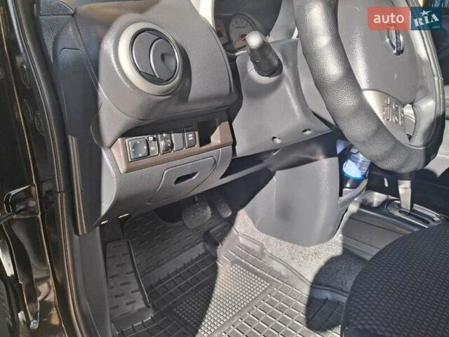 Ниссан Ноут 2008 в Виннице на Automoto.ua Черный Ниссан Ноут, объемом двигателя 1.6 л и пробегом 184 тыс. км за 6900 $, фото 13 на Automoto.ua