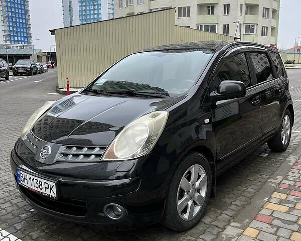Чорний Ніссан Ноут, об'ємом двигуна 1.6 л та пробігом 230 тис. км за 6300 $, фото 1 на Automoto.ua