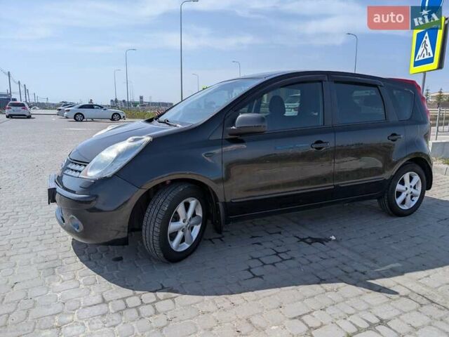 Черный Ниссан Ноут, объемом двигателя 1.6 л и пробегом 167 тыс. км за 6900 $, фото 50 на Automoto.ua