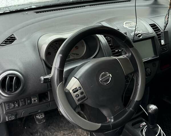 Чорний Ніссан Ноут, об'ємом двигуна 1.6 л та пробігом 288 тис. км за 5500 $, фото 7 на Automoto.ua