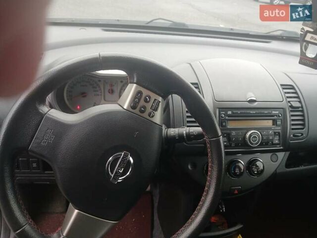 Черный Ниссан Ноут, объемом двигателя 0 л и пробегом 177 тыс. км за 5700 $, фото 9 на Automoto.ua