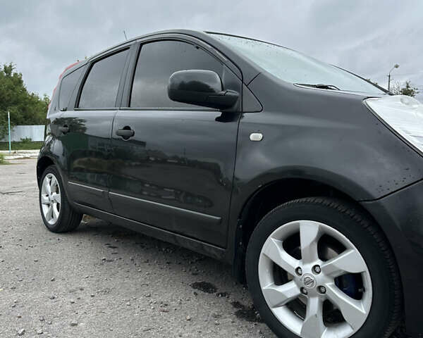 Чорний Ніссан Ноут, об'ємом двигуна 1.39 л та пробігом 270 тис. км за 3950 $, фото 5 на Automoto.ua