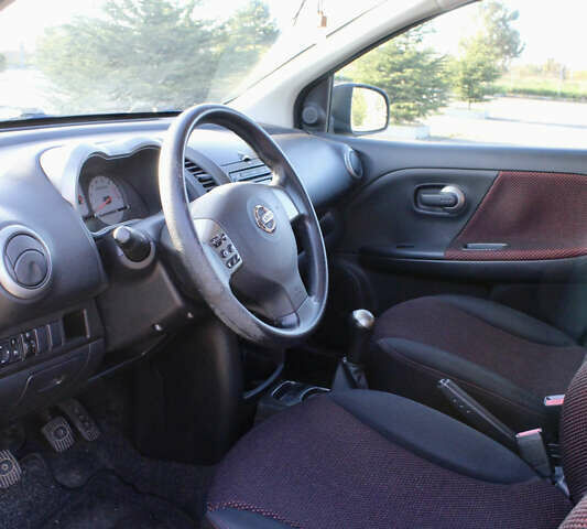 Чорний Ніссан Ноут, об'ємом двигуна 1.4 л та пробігом 190 тис. км за 4500 $, фото 10 на Automoto.ua