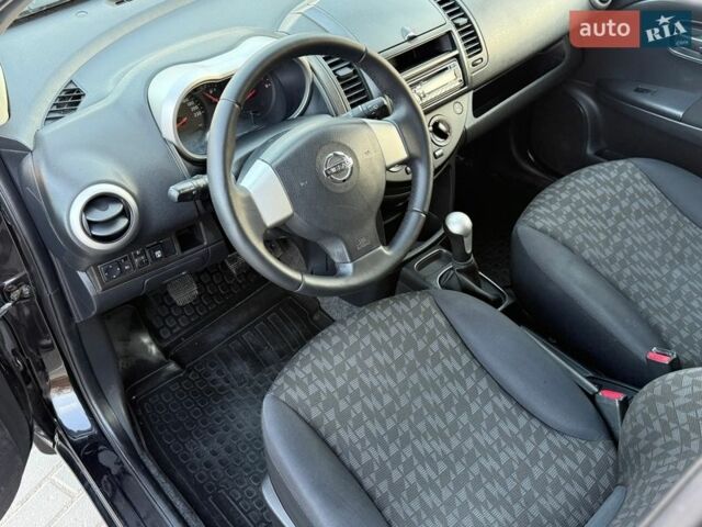 Черный Ниссан Ноут, объемом двигателя 1.6 л и пробегом 164 тыс. км за 4600 $, фото 27 на Automoto.ua