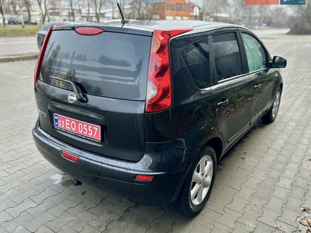 Черный Ниссан Ноут, объемом двигателя 1.6 л и пробегом 170 тыс. км за 6500 $, фото 7 на Automoto.ua