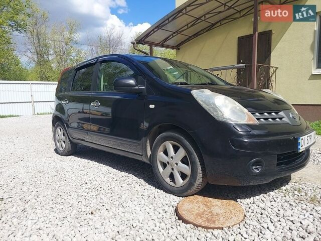 Черный Ниссан Ноут, объемом двигателя 1.4 л и пробегом 123 тыс. км за 6800 $, фото 2 на Automoto.ua