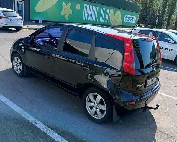 Черный Ниссан Ноут, объемом двигателя 1.6 л и пробегом 240 тыс. км за 5500 $, фото 3 на Automoto.ua