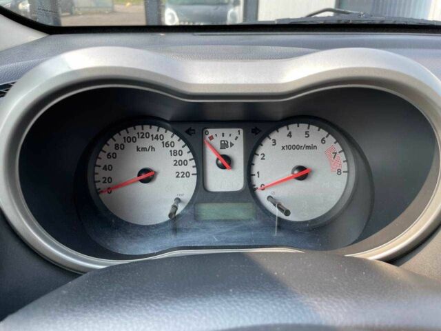 Черный Ниссан Ноут, объемом двигателя 1.4 л и пробегом 150 тыс. км за 5505 $, фото 18 на Automoto.ua