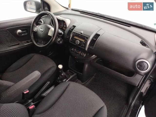 Чорний Ніссан Ноут, об'ємом двигуна 1.4 л та пробігом 190 тис. км за 5400 $, фото 45 на Automoto.ua