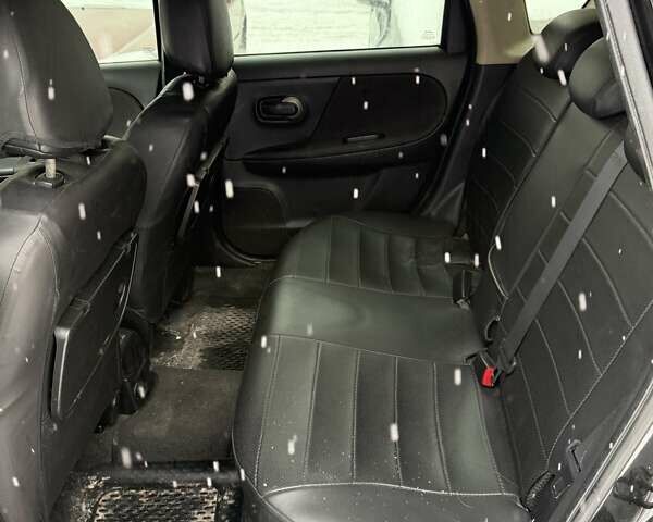 Чорний Ніссан Ноут, об'ємом двигуна 1.6 л та пробігом 288 тис. км за 5500 $, фото 4 на Automoto.ua