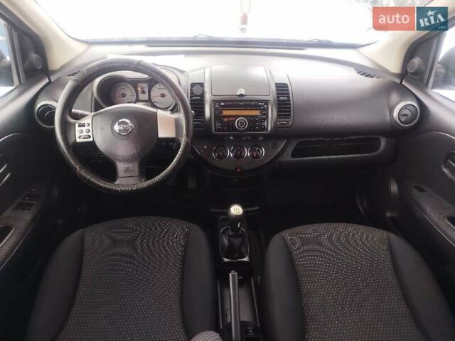 Чорний Ніссан Ноут, об'ємом двигуна 1.4 л та пробігом 190 тис. км за 5400 $, фото 61 на Automoto.ua