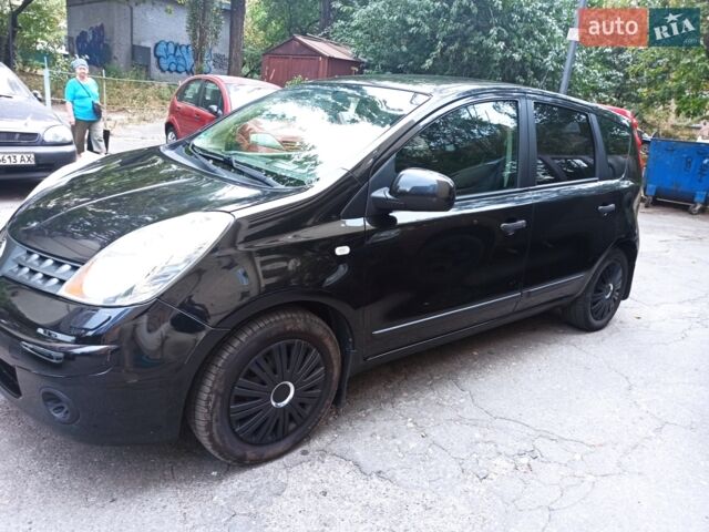 Чорний Ніссан Ноут, об'ємом двигуна 1.39 л та пробігом 220 тис. км за 5199 $, фото 6 на Automoto.ua