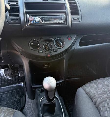 Чорний Ніссан Ноут, об'ємом двигуна 1.6 л та пробігом 164 тис. км за 4750 $, фото 46 на Automoto.ua