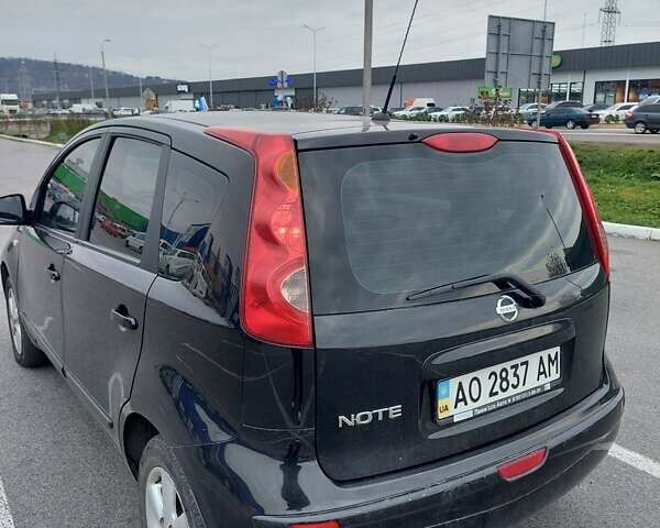 Черный Ниссан Ноут, объемом двигателя 1.39 л и пробегом 230 тыс. км за 5000 $, фото 3 на Automoto.ua
