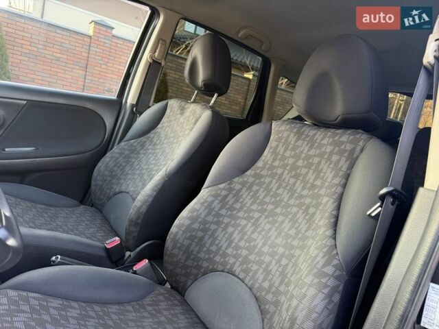 Черный Ниссан Ноут, объемом двигателя 1.6 л и пробегом 164 тыс. км за 4600 $, фото 30 на Automoto.ua