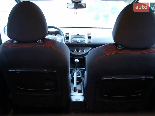 Чорний Ніссан Ноут, об'ємом двигуна 1.4 л та пробігом 190 тис. км за 4500 $, фото 15 на Automoto.ua