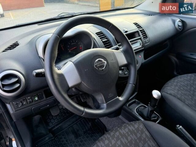 Чорний Ніссан Ноут, об'ємом двигуна 1.6 л та пробігом 164 тис. км за 4750 $, фото 44 на Automoto.ua