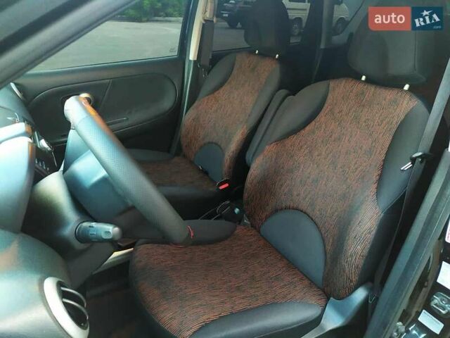 Черный Ниссан Ноут, объемом двигателя 1.46 л и пробегом 193 тыс. км за 6500 $, фото 14 на Automoto.ua