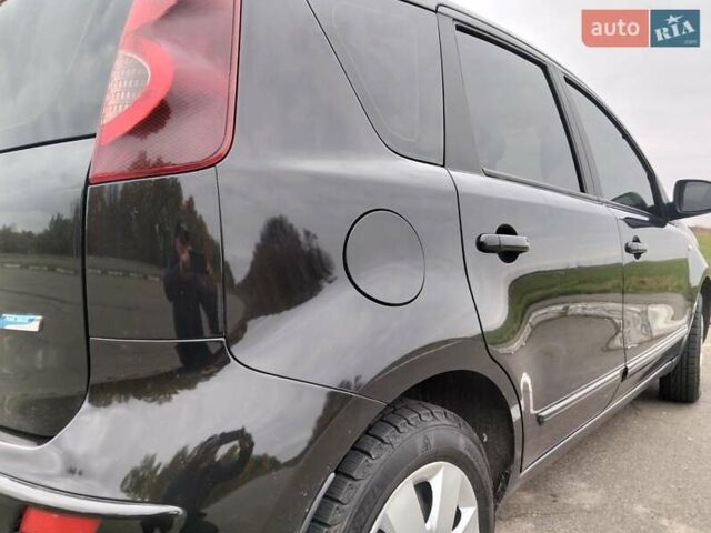 Черный Ниссан Ноут, объемом двигателя 1.39 л и пробегом 215 тыс. км за 5700 $, фото 22 на Automoto.ua