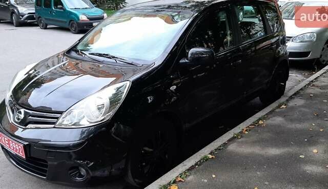Черный Ниссан Ноут, объемом двигателя 1.6 л и пробегом 120 тыс. км за 7600 $, фото 3 на Automoto.ua
