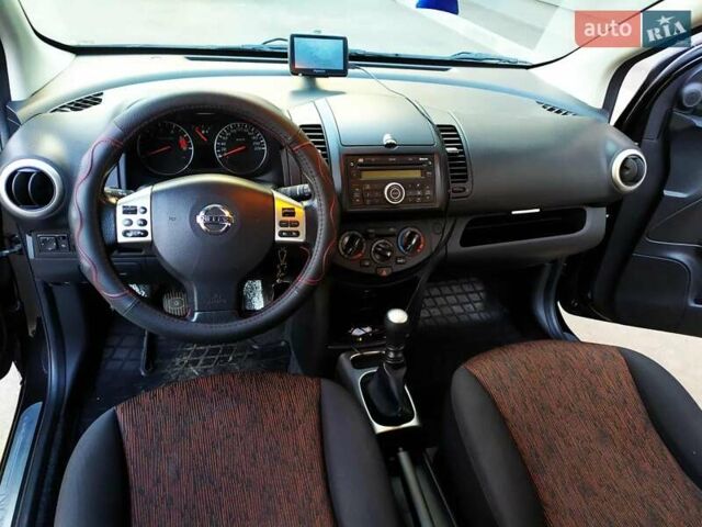Черный Ниссан Ноут, объемом двигателя 1.46 л и пробегом 193 тыс. км за 6500 $, фото 12 на Automoto.ua
