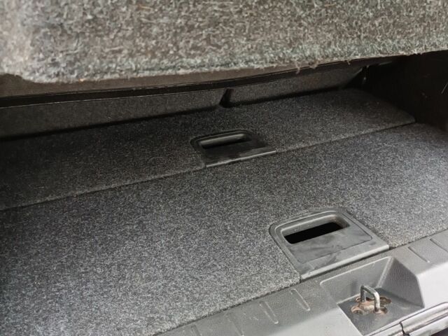 Ніссан Ноут 2009 у Шепетовке на Automoto.ua Чорний Ніссан Ноут, об'ємом двигуна 1.5 л та пробігом 287 тис. км за 5600 $, фото 10 на Automoto.ua