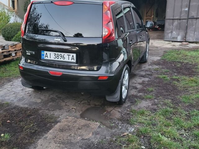 Черный Ниссан Ноут, объемом двигателя 1.4 л и пробегом 215 тыс. км за 6300 $, фото 8 на Automoto.ua