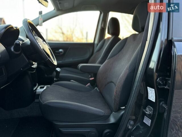 Черный Ниссан Ноут, объемом двигателя 1.39 л и пробегом 235 тыс. км за 5999 $, фото 22 на Automoto.ua