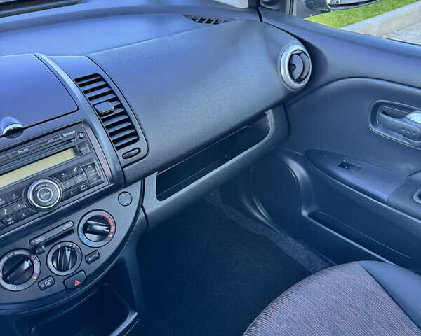 Черный Ниссан Ноут, объемом двигателя 1.39 л и пробегом 210 тыс. км за 6499 $, фото 31 на Automoto.ua