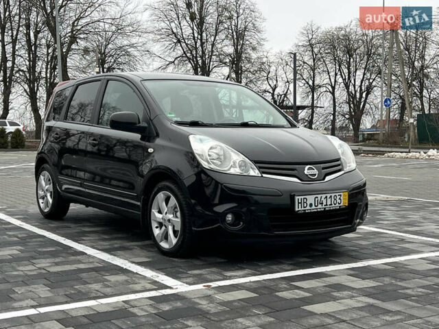 Черный Ниссан Ноут, объемом двигателя 1.4 л и пробегом 176 тыс. км за 5750 $, фото 2 на Automoto.ua