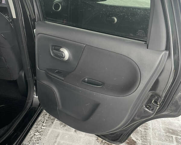 Черный Ниссан Ноут, объемом двигателя 1.4 л и пробегом 244 тыс. км за 5799 $, фото 10 на Automoto.ua