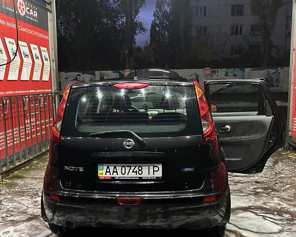 Черный Ниссан Ноут, объемом двигателя 1.4 л и пробегом 194 тыс. км за 6499 $, фото 5 на Automoto.ua